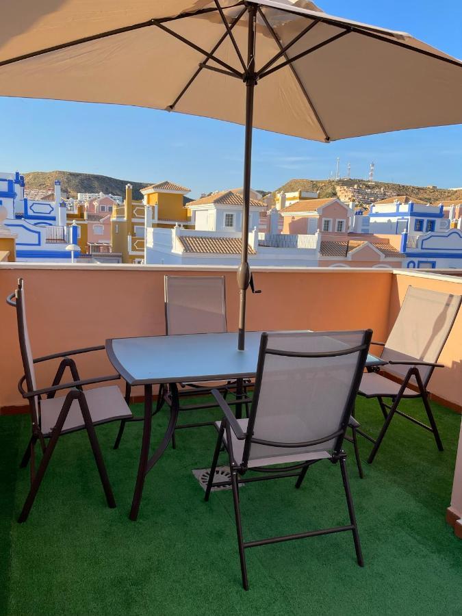 Adosado playa y geoda cerca, con barbacoa y piscina San Juan de los Terreros Exterior foto