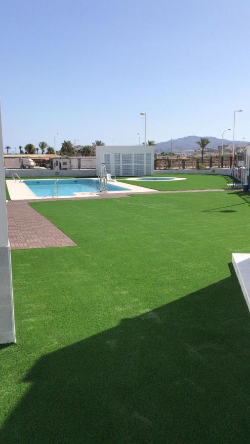 Adosado playa y geoda cerca, con barbacoa y piscina San Juan de los Terreros Exterior foto