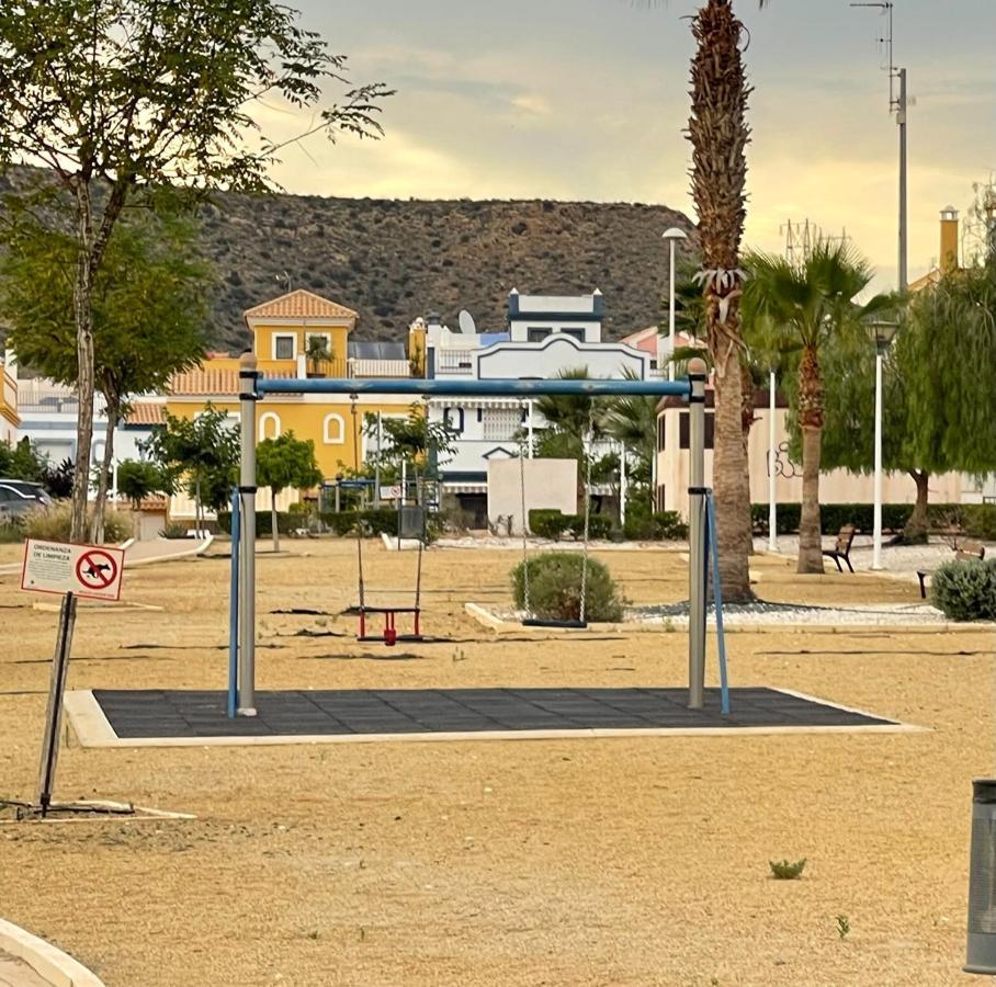 Adosado playa y geoda cerca, con barbacoa y piscina San Juan de los Terreros Exterior foto